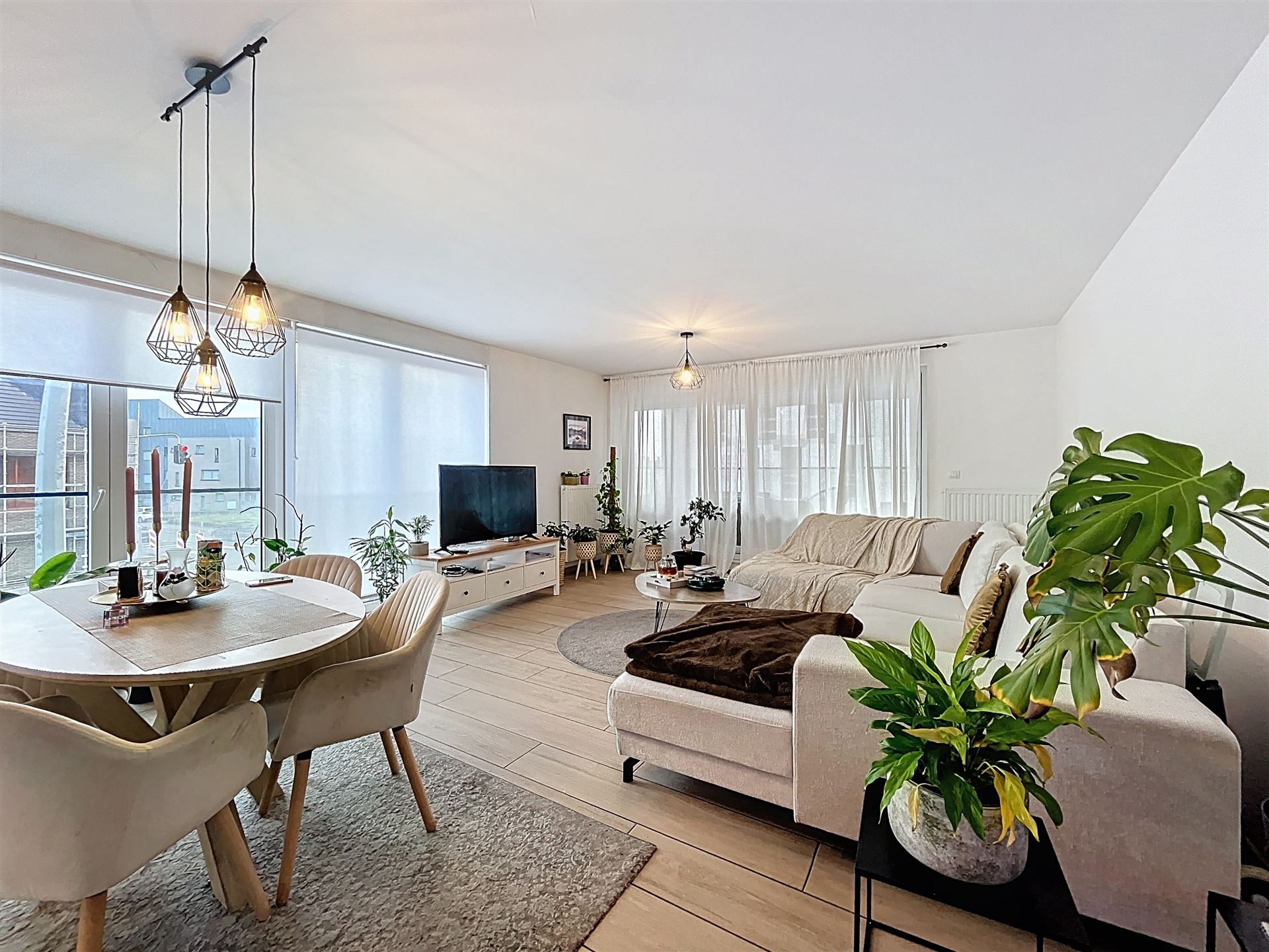 Apartment for sale in Roeselare with 2 bedrooms - photo 1