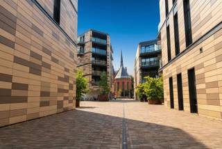 OPEN DEUR Zat. 28/3 Dit gemeubeld appartement met 3 slpks is vrijblijvend te bezichtigen op zaterdag 28/3 tussen 12u30 en 13u30. U bent van...