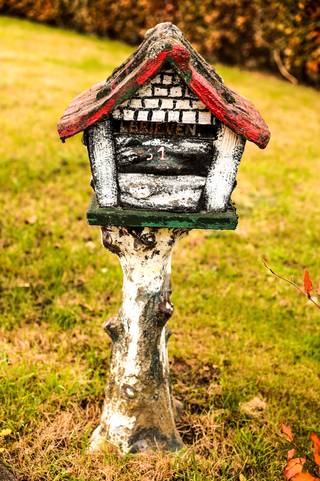 CHARMANTE GEZINSFERMETTE MET LANDELIJKE ALLURES EN OMGEVING. In de prachtige glooiende omgeving van Zarlardinge (deelgemeente Geraardsbergen) vind...