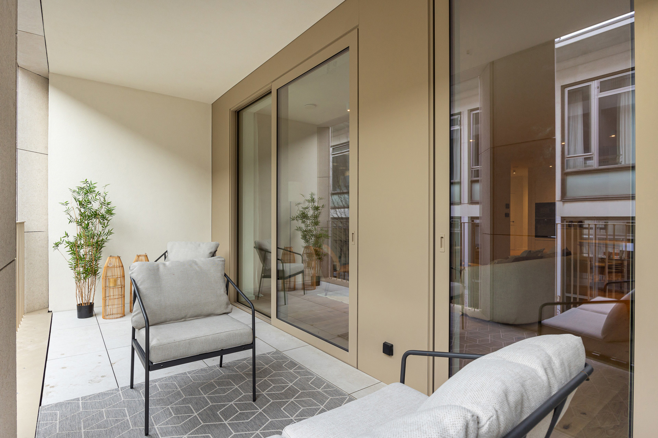 Apartment for sale in Antwerp with 3 bedrooms - photo 3