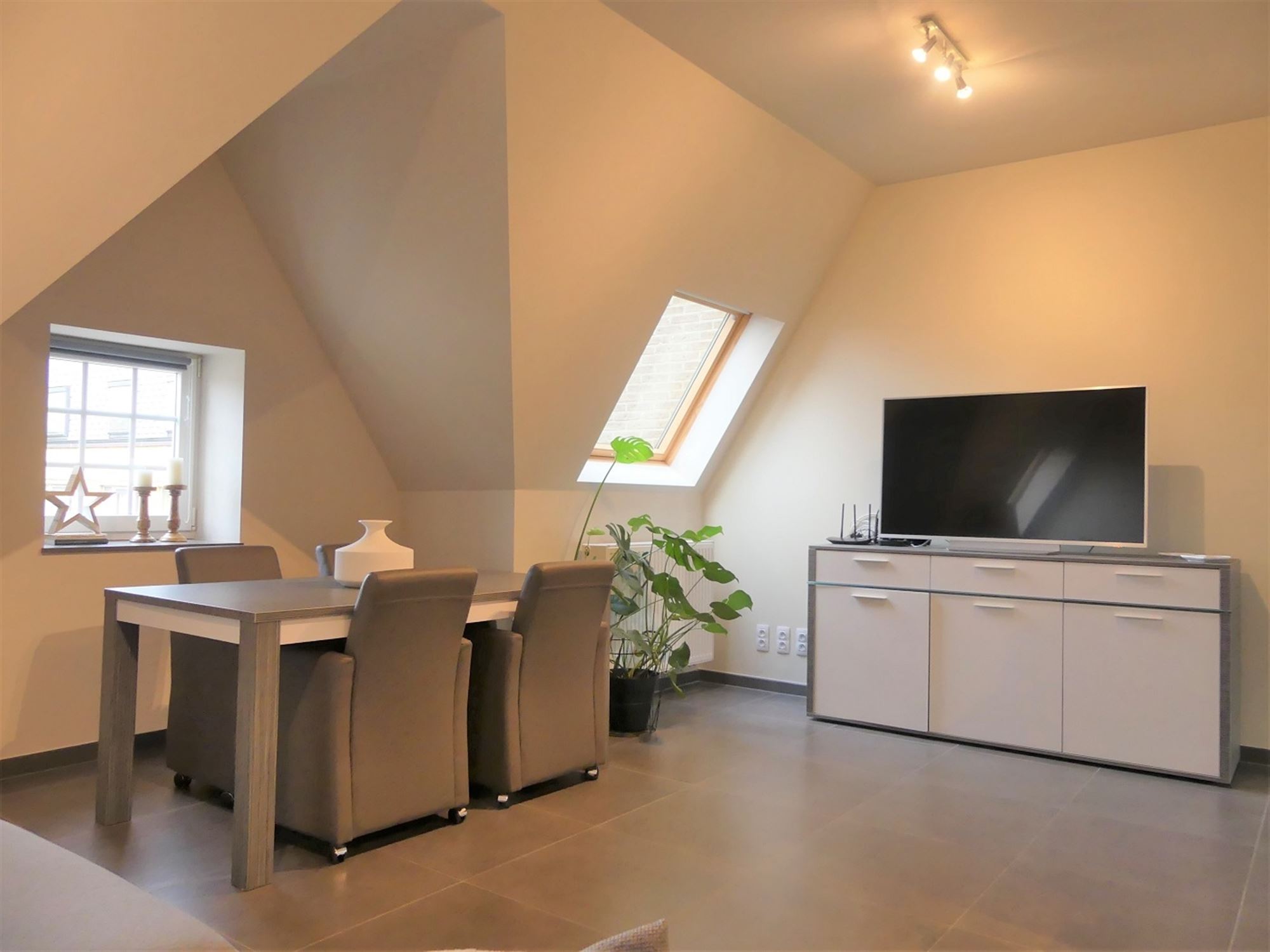 Instapklaar 3 slaapkamer appartement in het centrum - foto 3
