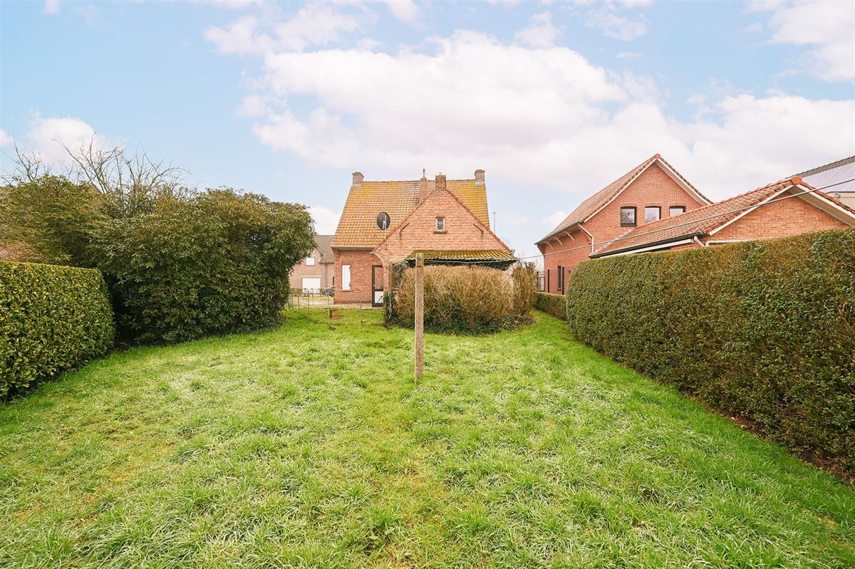 Projecteigendom met afbraak- of renovatiepotentieel in Sinaai - foto 4