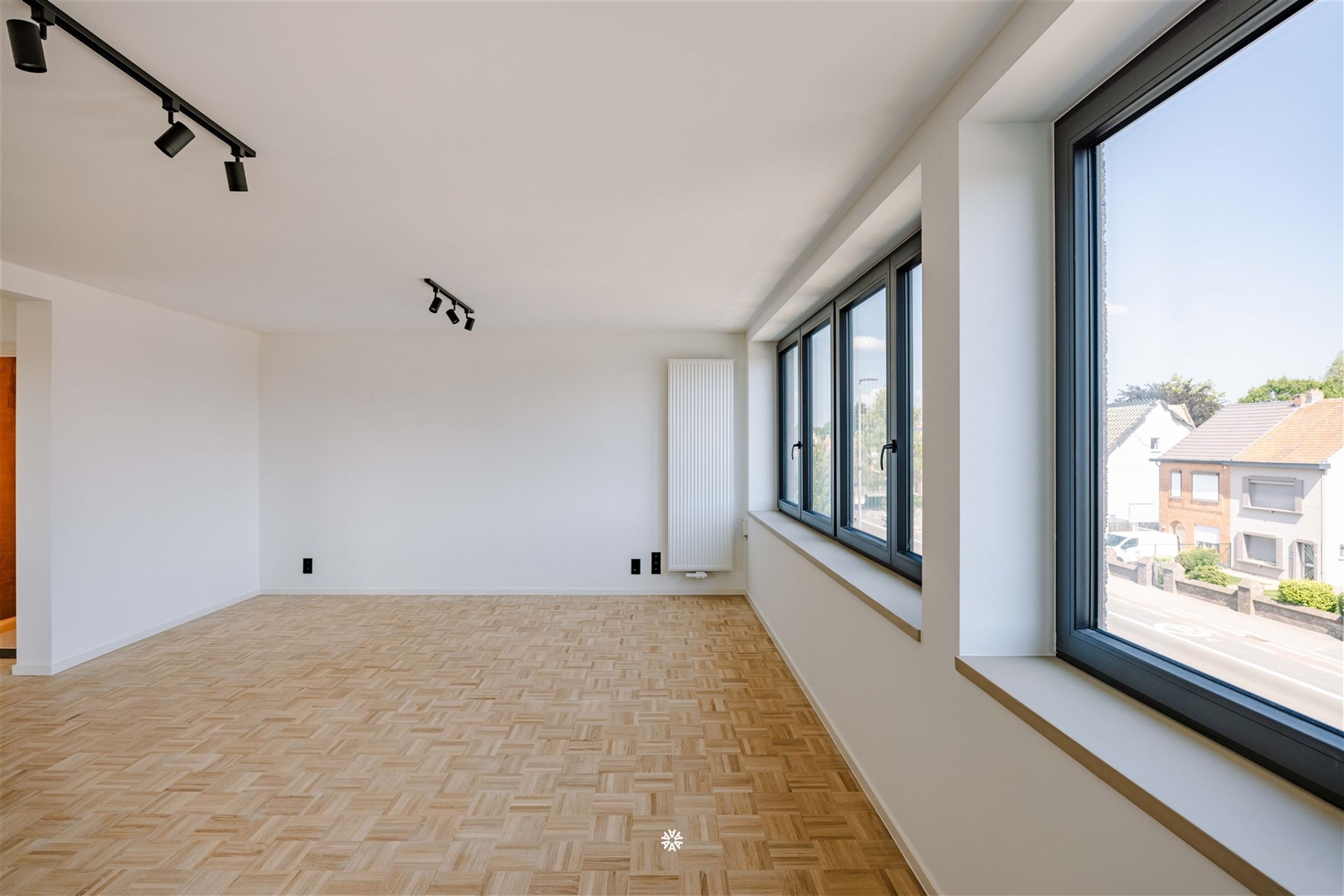 Tot in de puntjes gerenoveerd appartement - foto 4