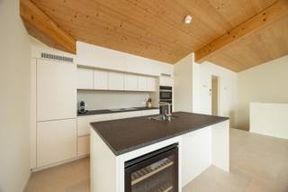 Gelegen in de prestigieuze wijk Nieuw Zuid, biedt dit mooi bemeubeld duplex penthouse appartement, gelegen aan het groenrijke park , het...