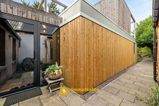 Instapklare open bebouwing met 3 slaapkamers, sauna en mooi aangelegde tuin te koop in Wachtebeke!In de Hoogstraat 5 vindt u deze unieke open...