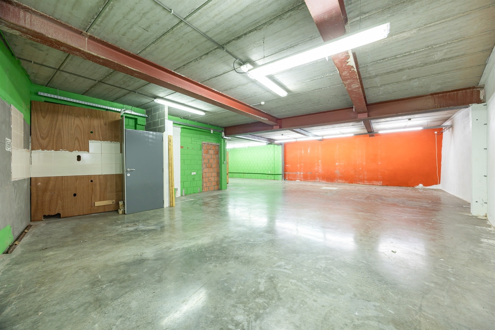 Lange Herentalsestraat ∣ Large storage space - photo 5