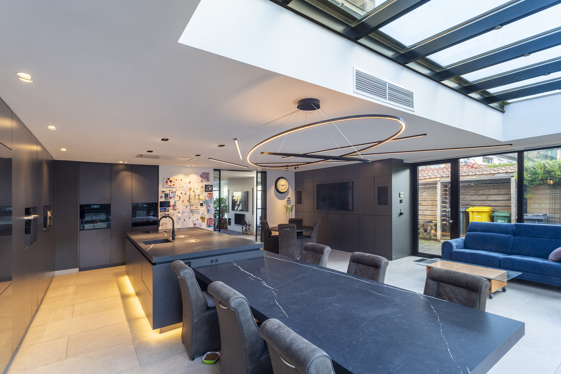 Maison à vendre à Edegem avec 7 chambres - photo 2