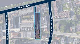 Multifunctioneel gebouw (Loods/magazijn/winkel) met een oppervlakte van<strong> 1.200 m²</strong>, op een <strong>terrein van 1.390 m²</strong> te koop.<br /><br />De loods heeft een vrije overspanning over de volledige breedte (15 m)  waardoor de binnenruimte optimaal kan benut worden. Ander voordeel is de natuurlijke lichtinval dankzij de lichtstraten en/-koepels. Toegankelijkheid is verzekerd door de  grote automatische sectionale  poort (4,2 m B x 3,75 m H) met loopdeur. Verder is de opslagruimte (15 m breed op 80 m diep) voorzien van LED/TL verlichting en sanitair. Parkeermogelijkheden in de nabije omgeving.<br /><br />Goed en vlot bereikbaar, nabij het centrum van Brugge, gelegen op amper 800 m van de Bevrijdingslaan met een snelle  verbinding naar de Expresweg en de A11.<br /><br />Contacteer <strong>PANORAMA B2B </strong>voor bijkomende inlichtingen, plannen of een vrijblijvend plaatsbezoek <strong>0479 70 70 73</strong>.