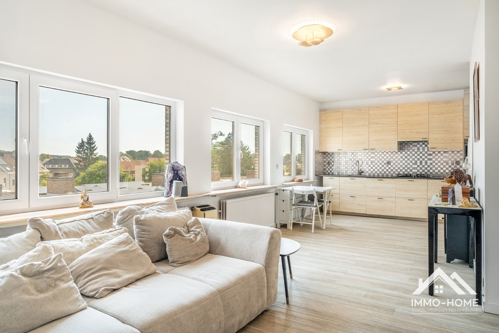 Instapklaar dakappartement met garage op een boogscheut van het centrum Gent! - foto 1
