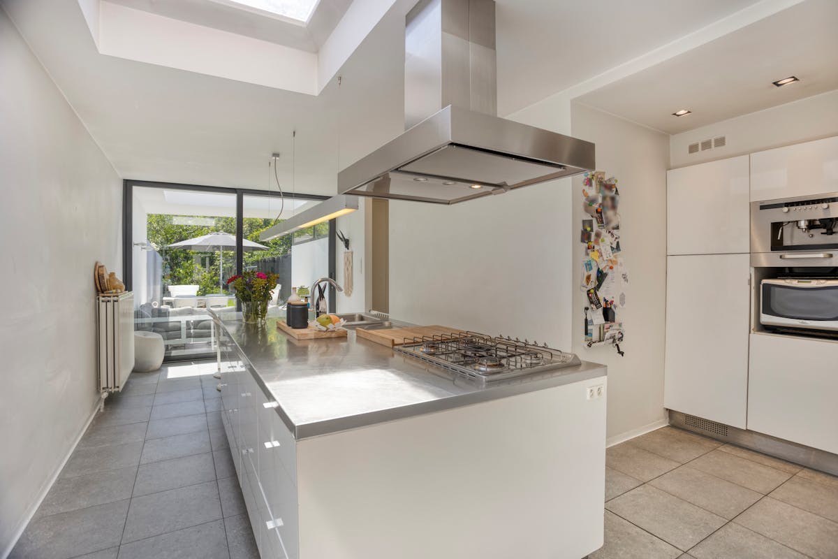 Charmante woning op toplocatie met prachtige tuin in Runkst - foto 5