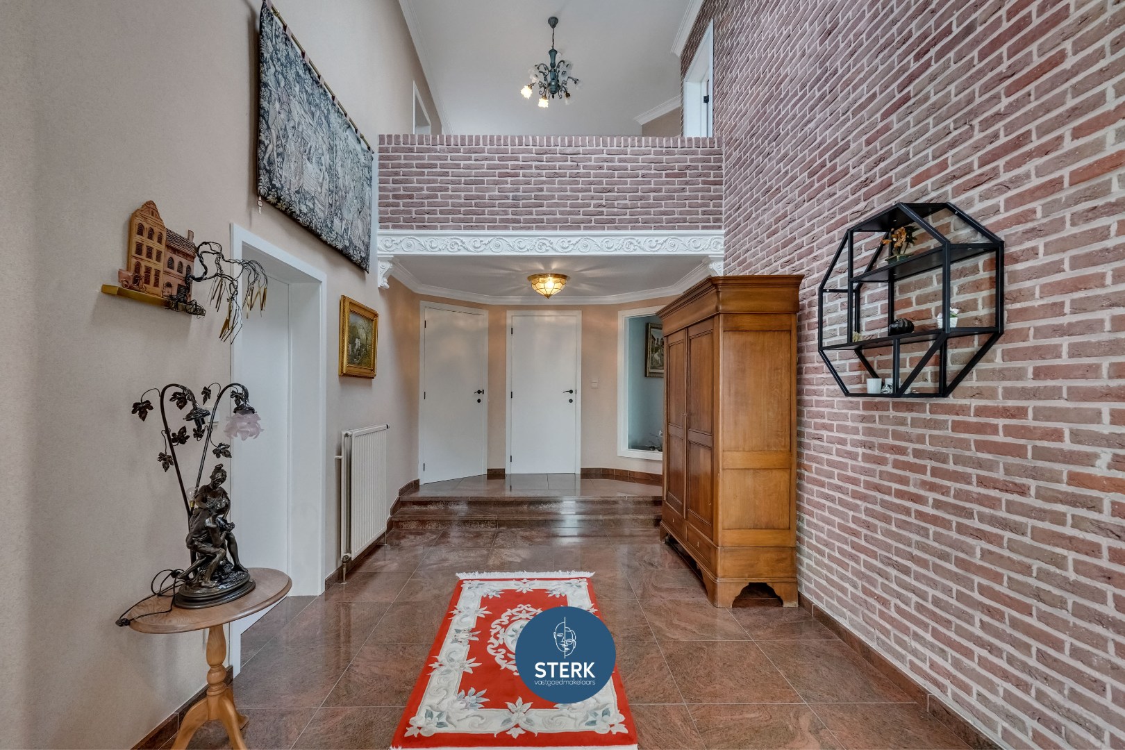 GEZINSWONING MET EEN BEWOONBARE OPP. VAN 311 M² TE VELDWEZELT-LANAKEN ! - foto 5