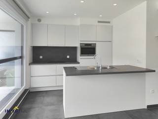 Recent nieuwbouwappartement met ruim terras!Inschrijven voor een afspraak is enkel mogelijk bij de advertentie van het pand op onze website...