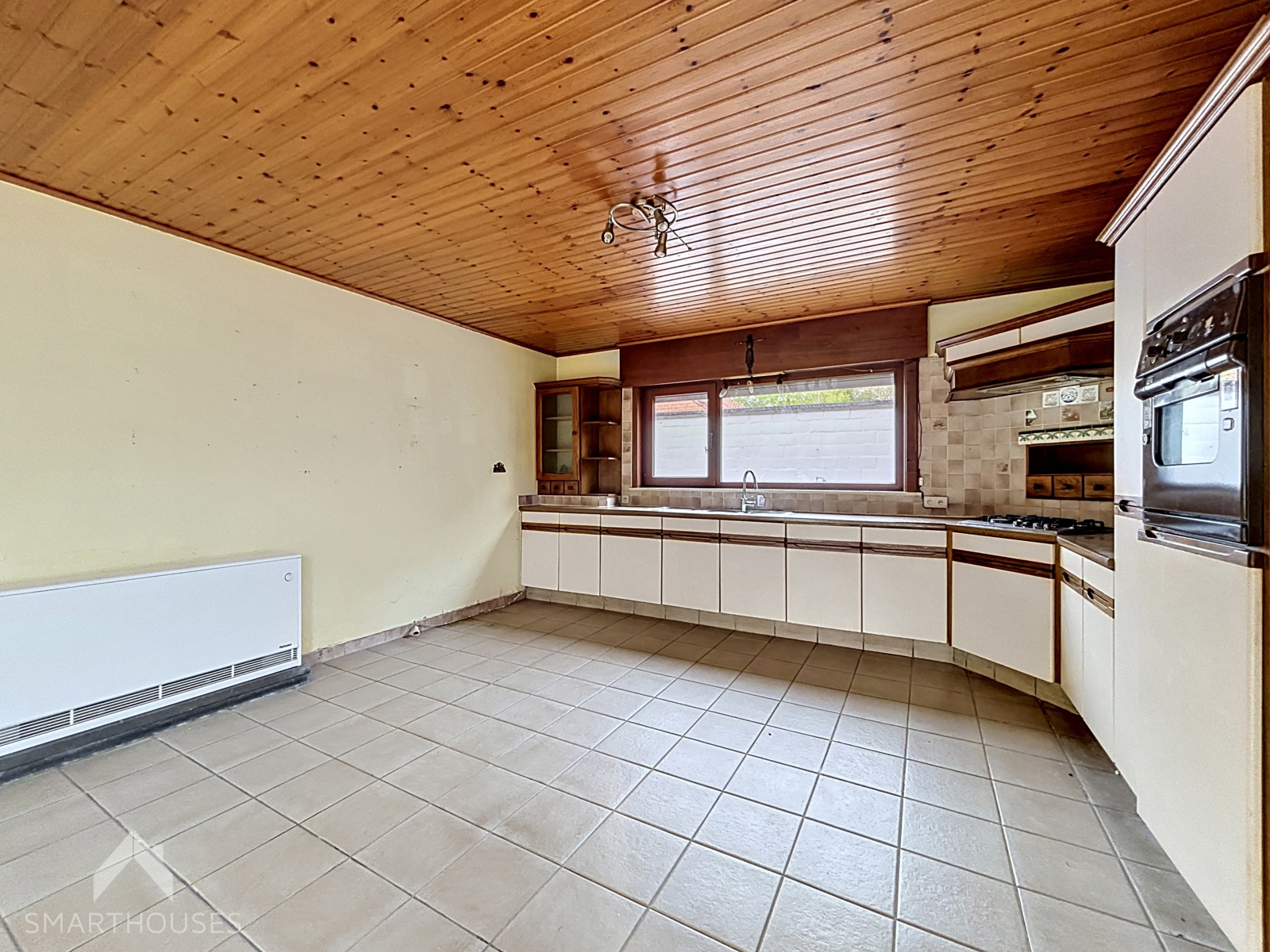 Rustig gelegen halfopen woning met veel potentieel - foto 5