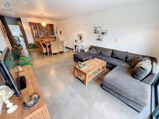 Maison neuve prête à emménager avec 3 chambres, espace commercial et grand grenierCette maison neuve moderne et prête à emménager est située au calme...