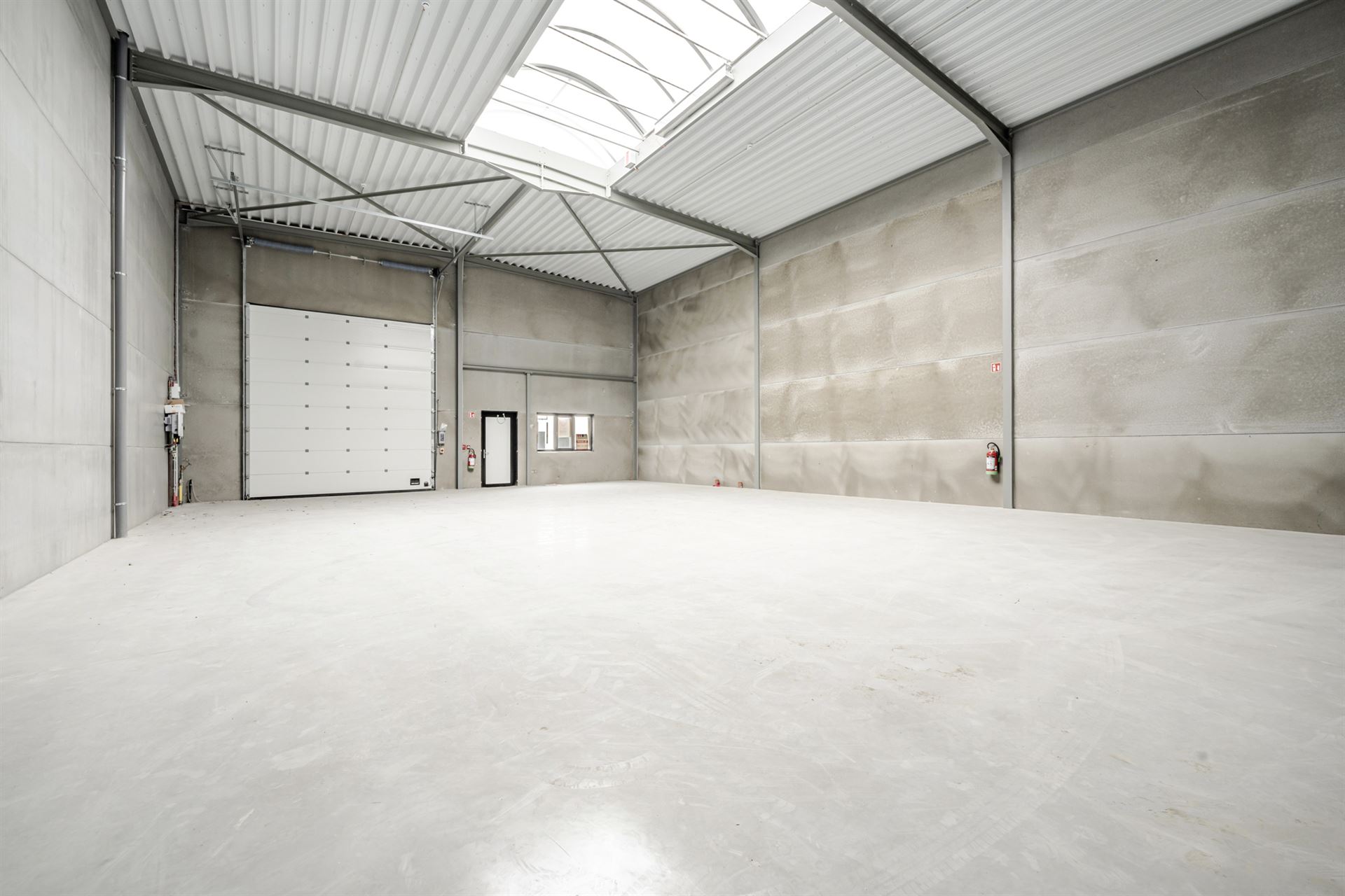 Topgelegen nieuwbouw KMO units van 220-225m² - foto 4