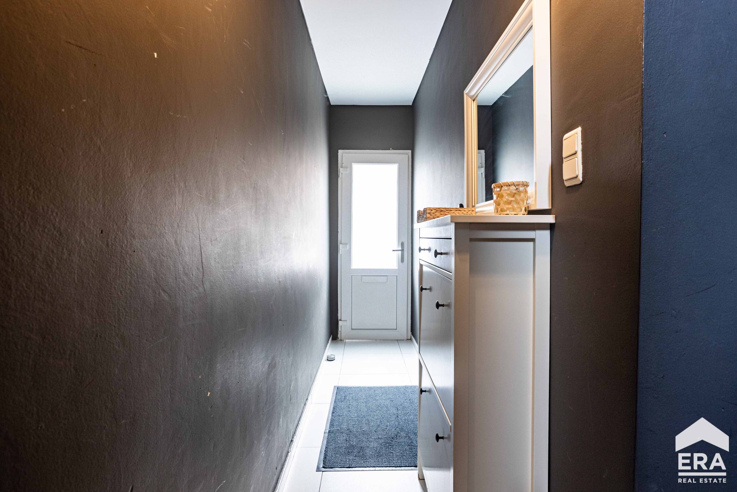 Ruime, instapklare gezinswoning met 4 slaapkamer en tuin - foto 4