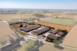 Gesloten varkensbedrijf met 235 zeugen en afmest te koop te KoekelareBetreft een zeer mooi en modern bedrijf met nieuwe woning, loods (bouwjaar...