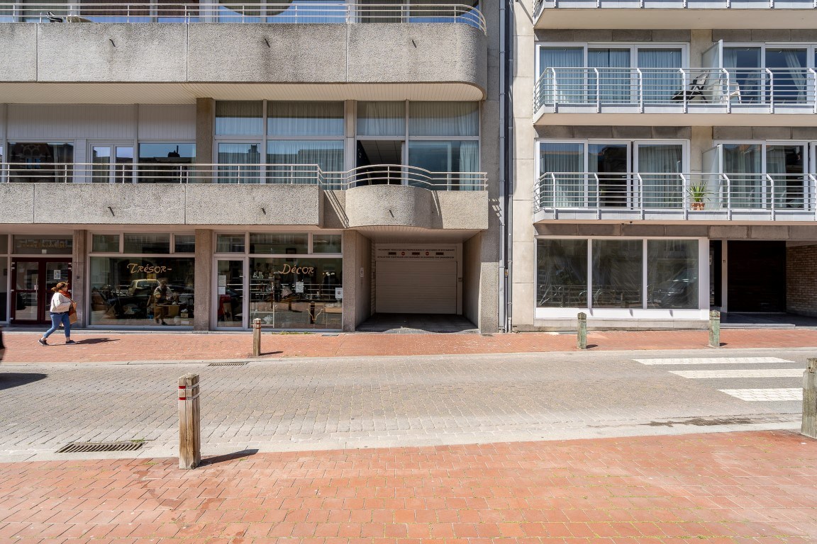 Ruime garage op centrale locatie - foto 4