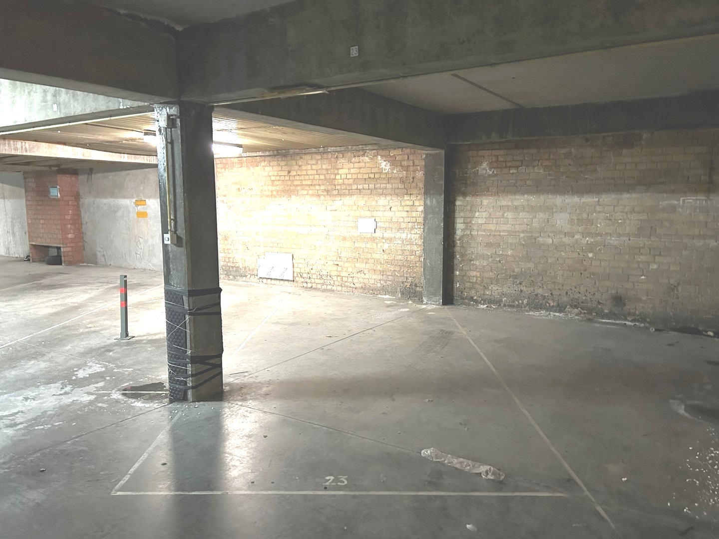 Parking te koop op niveau -1, centraal in de Franslaan te Nieuwpoort-bad. - foto 1