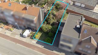 Bouwgrond voor half open bebouwingBent u op zoek naar een bouwgrond voor uw droomwoning op een interessante locatie? Deze ca. 312m² grote bouwgrond...