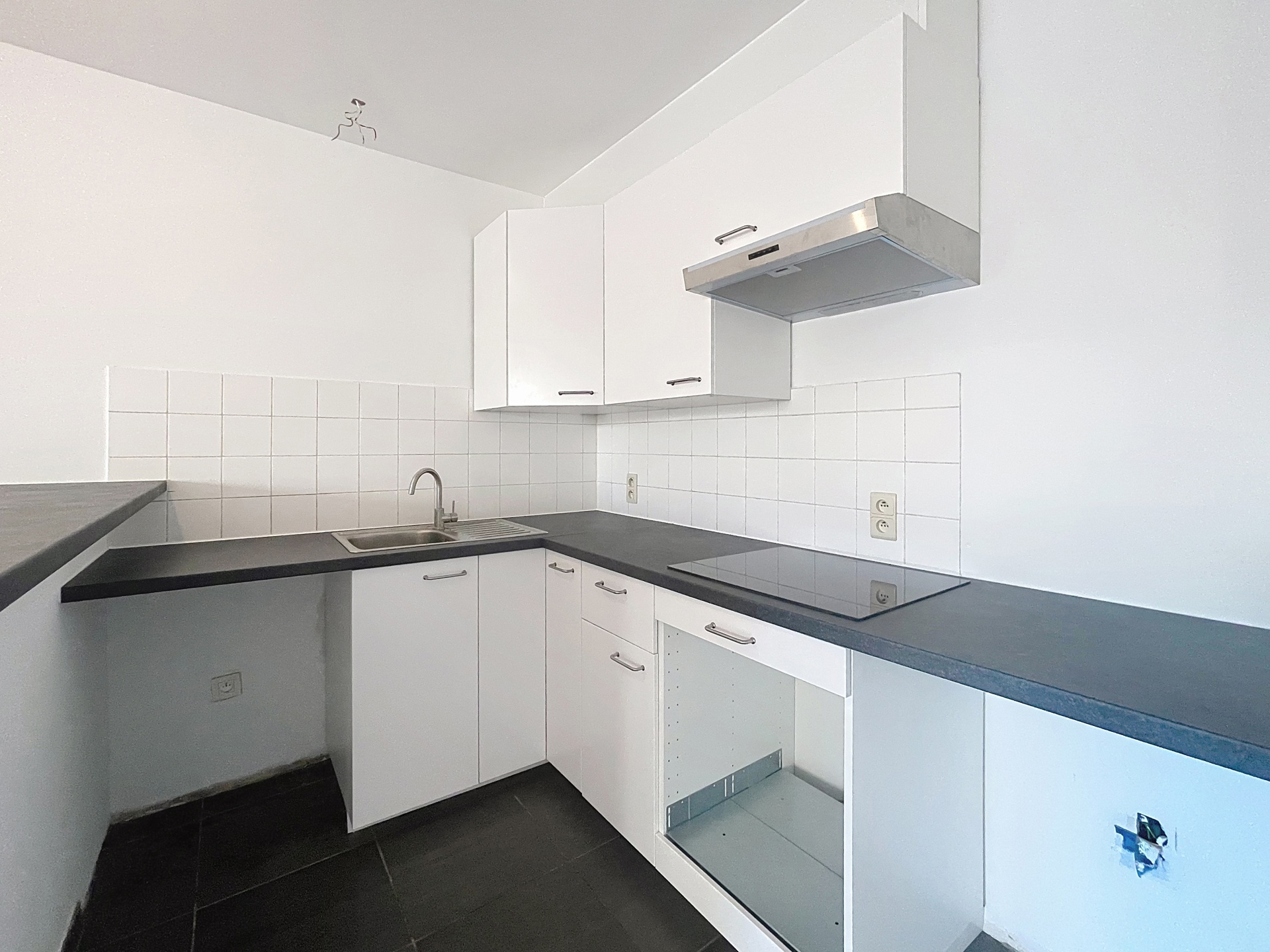 Mooi appartement met 2 slaapkamers in de buurt van Meiser.  - foto 5