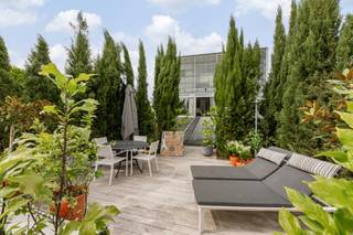 Zeer unieke architectenwoning op een ruim perceel van 1.378m².BEKIJK ZEKER ONZE (VIRTUELE) GRONDPLANNEN EN ATTESTEN VOOR DE INDELING EN EXTRA...