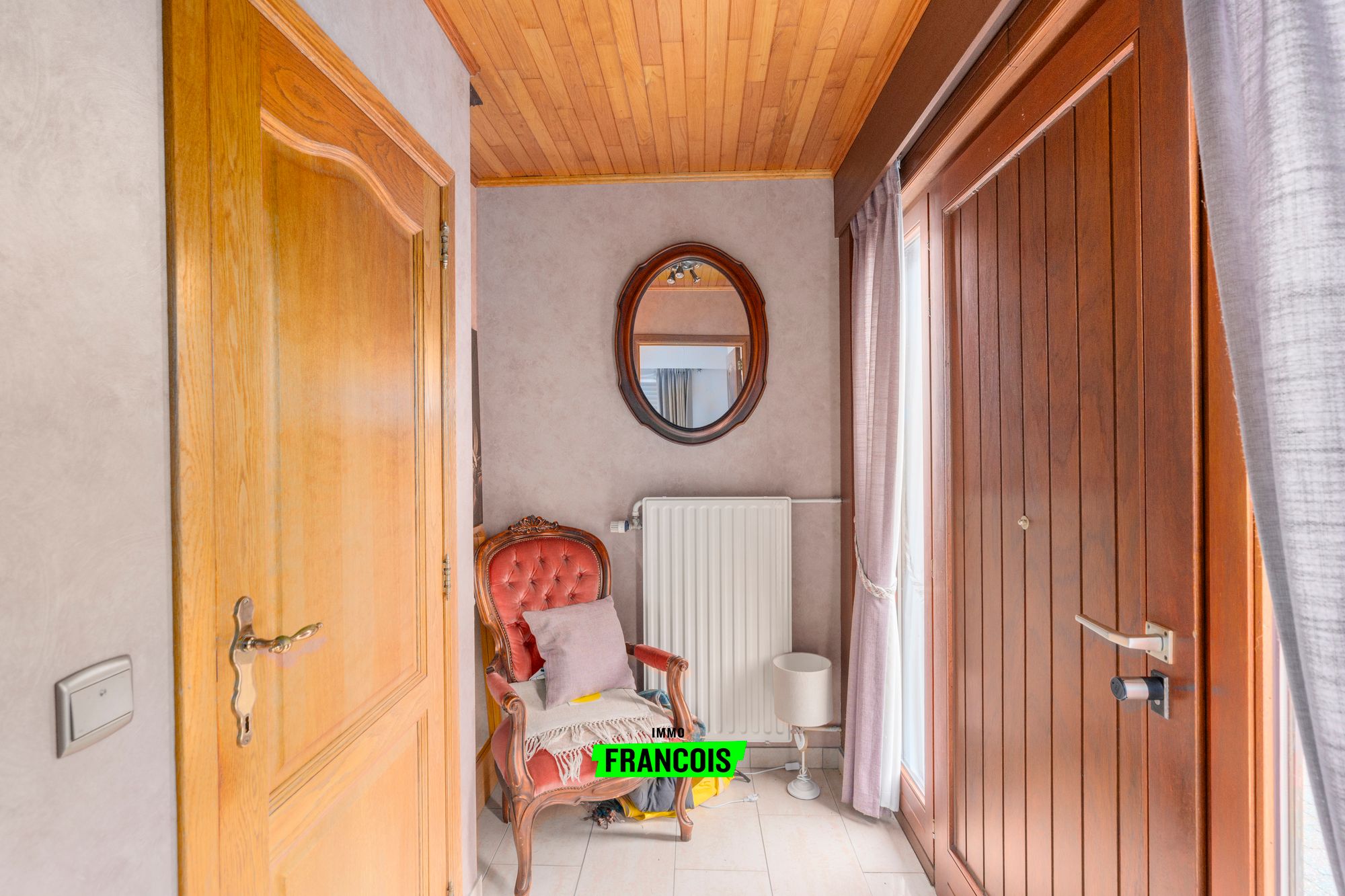 Charmante villa met drie slaapkamers te koop in rustige woonwijk te Harendijke - foto 4