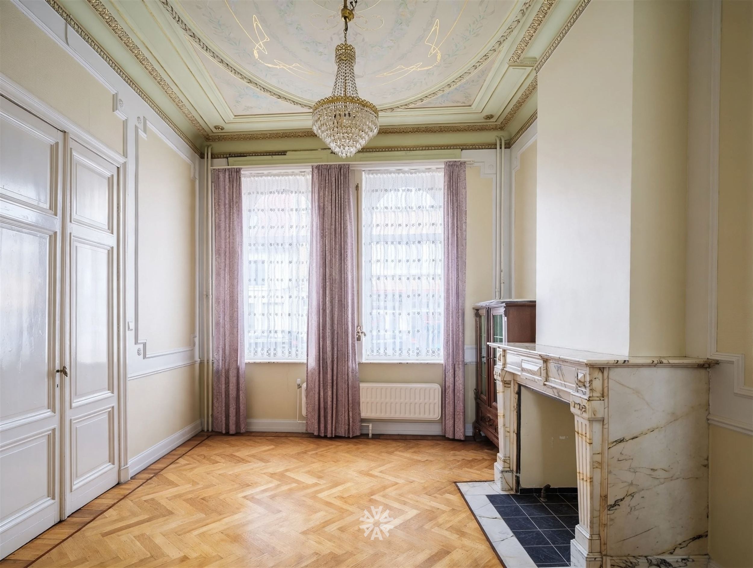 Karaktervolle te renoveren neoclassicistische burgerwoning (BVO 484 m²) met 8 slaapkamers - foto 5