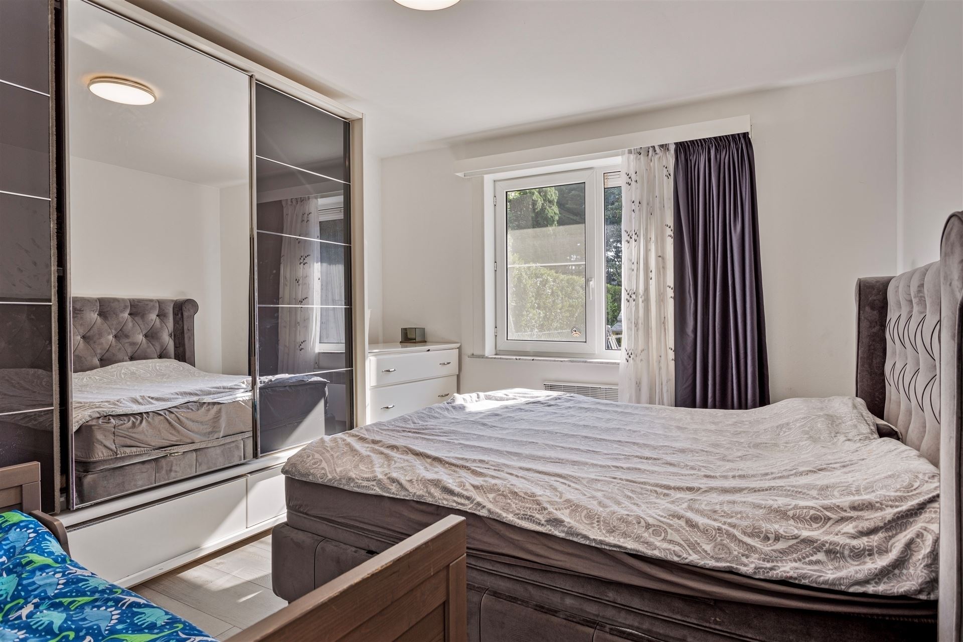 Gelijkvloers appartement met grote tuin - foto 5