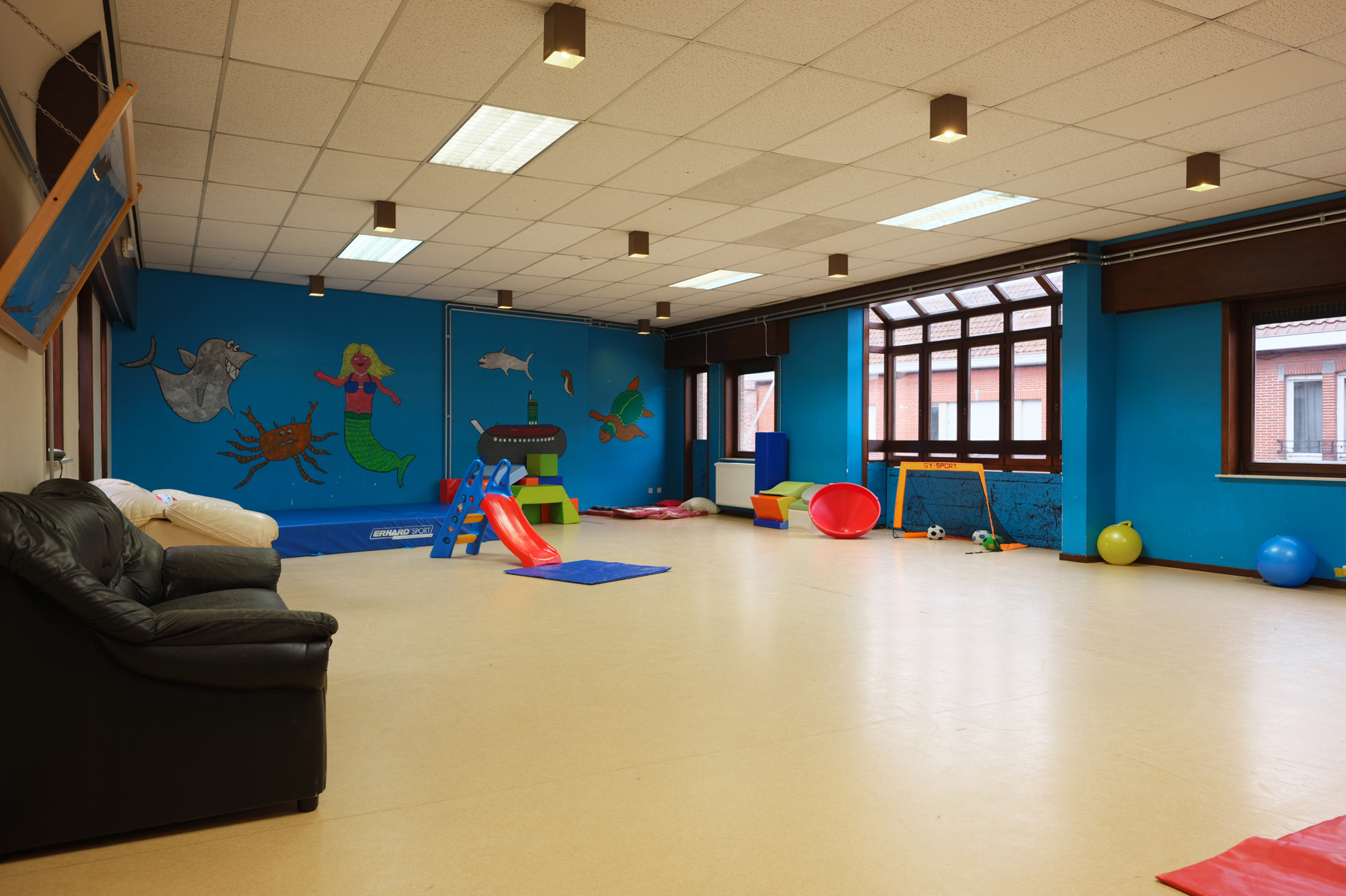 Polyvalent gebouw op centrale ligging in Ursel - foto 5