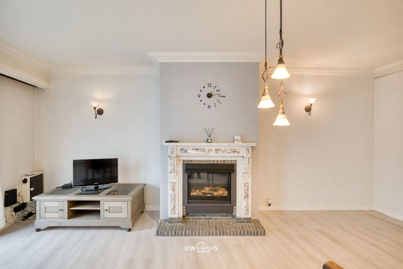 Ruim appartement met terras in hartje Ruisbroek - foto 4