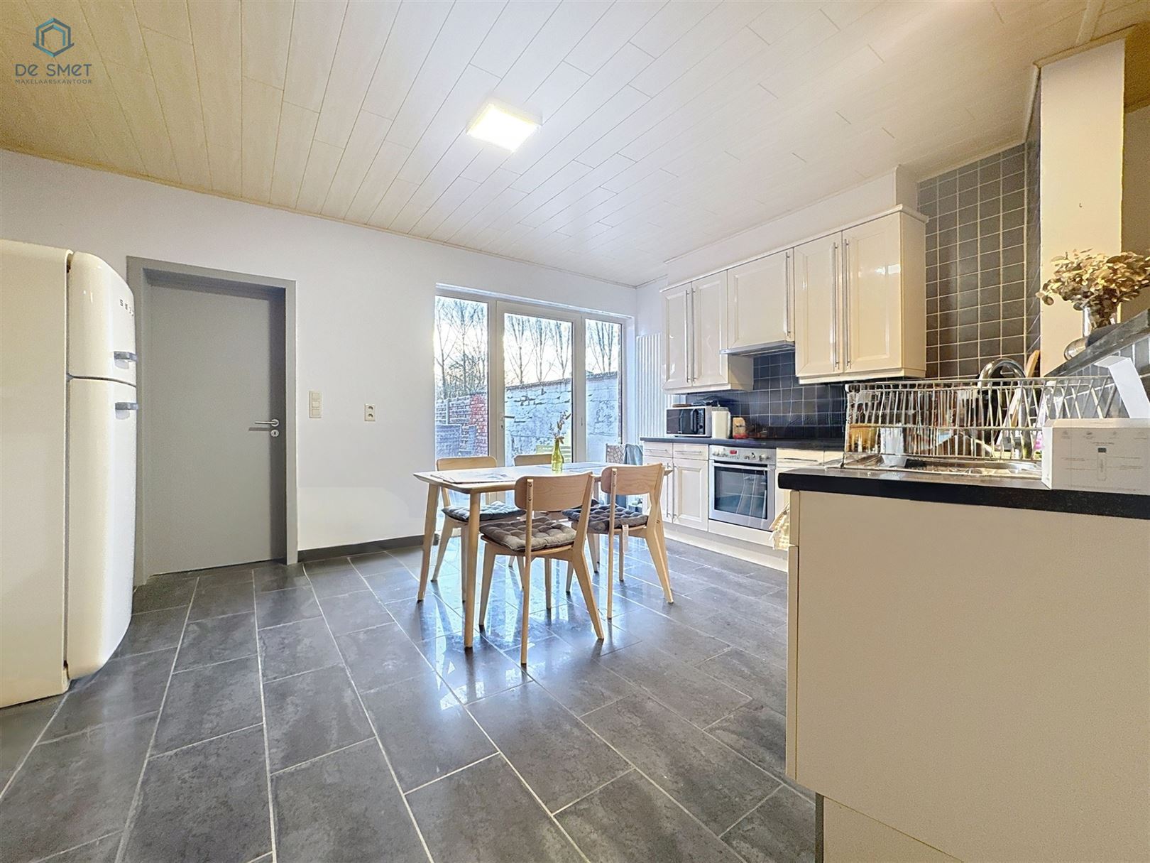 Ruime, solide woning met 4 slaapkamers en grote tuin te Brakel - foto 4