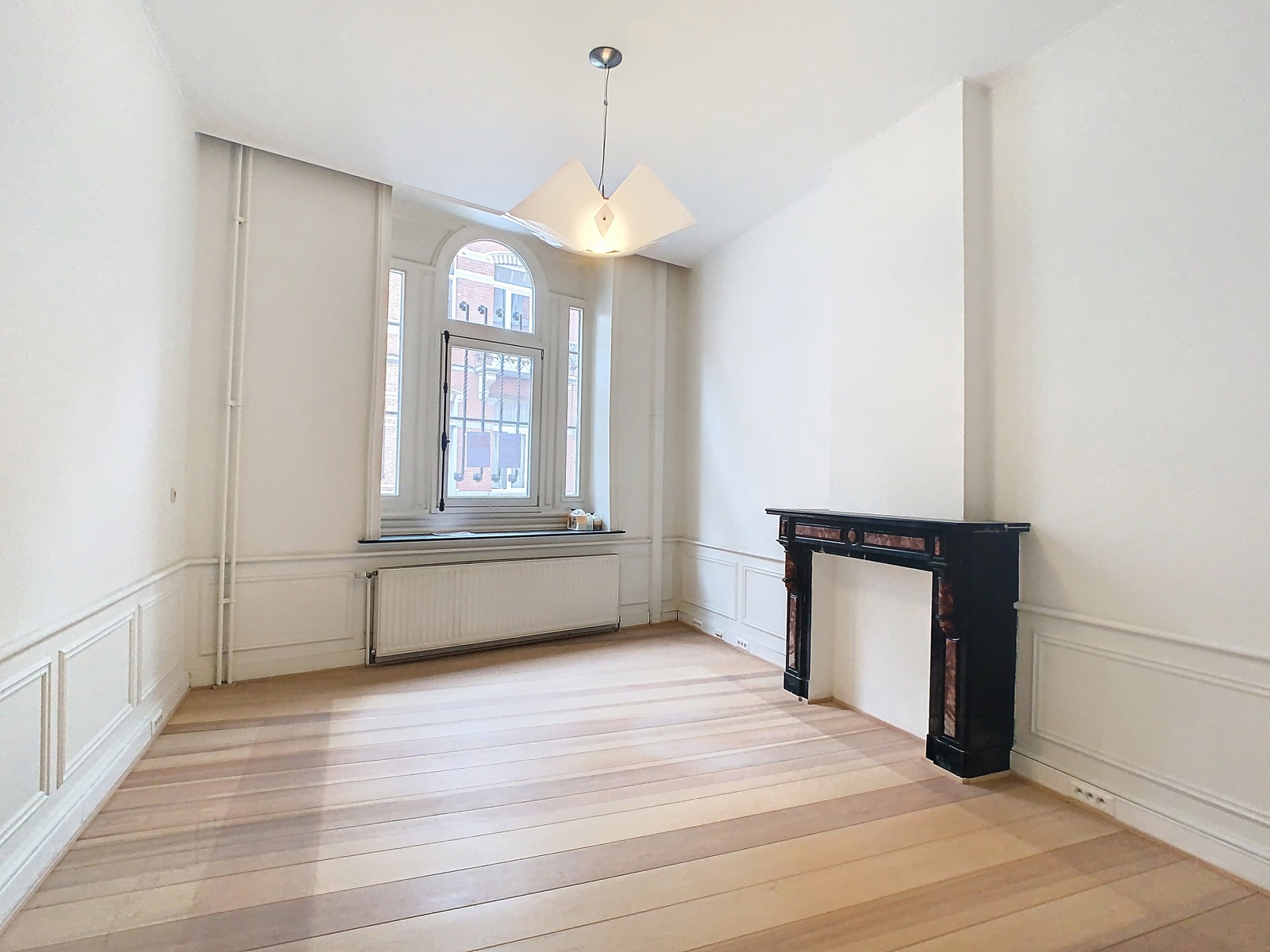 Commercial à louer à Louvain - photo 4