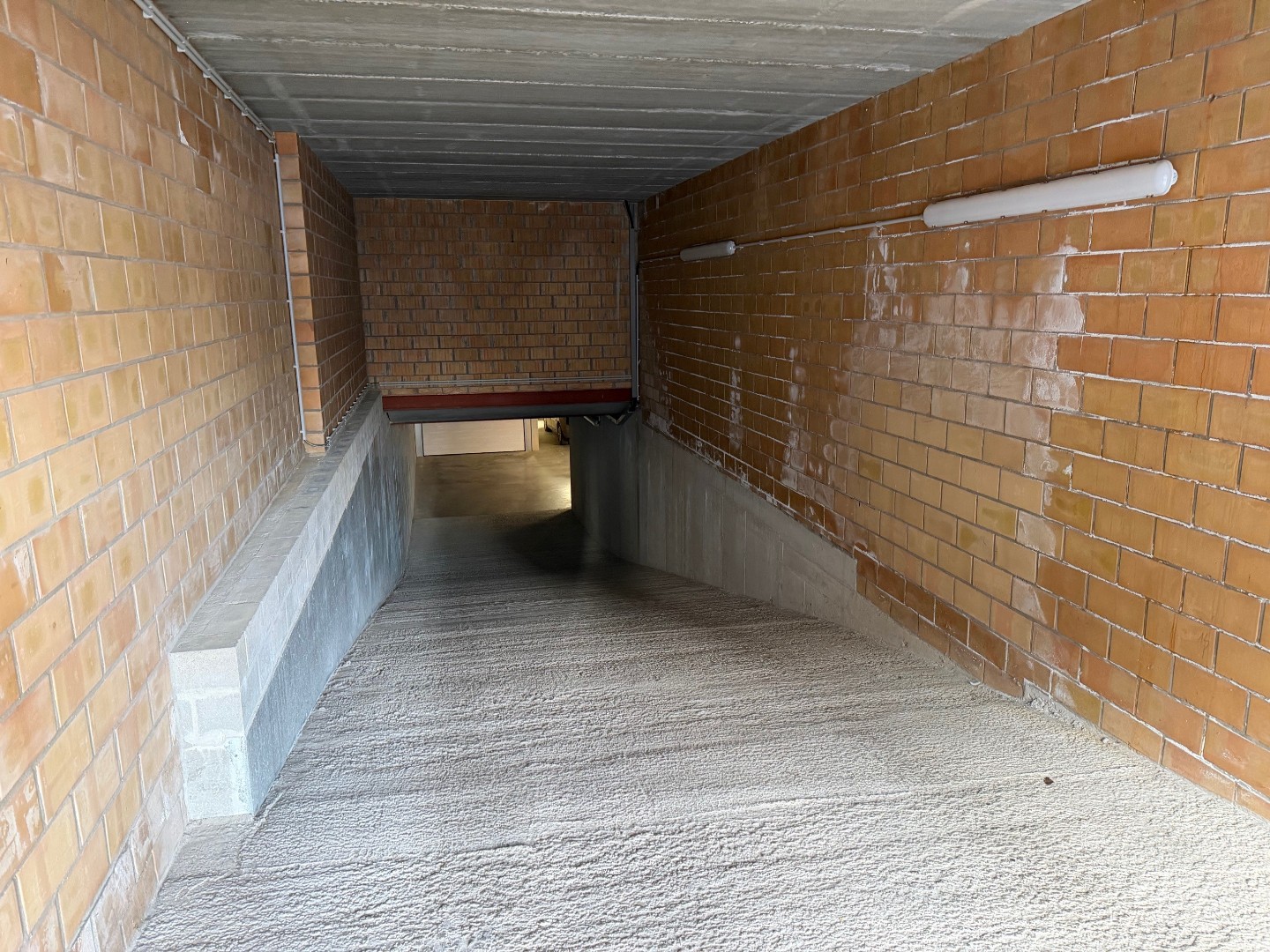 Emplacement spacieux dans une résidence neuve - photo 3