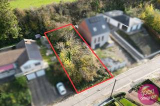 BOUWGROND VAN 5A 33CA VOOR HALFOPEN BEBOUWINGOntdek deze landelijk gelegen bouwgrond van 5a33ca in de rustige Kuilenstraat te Diets-Heur, een...