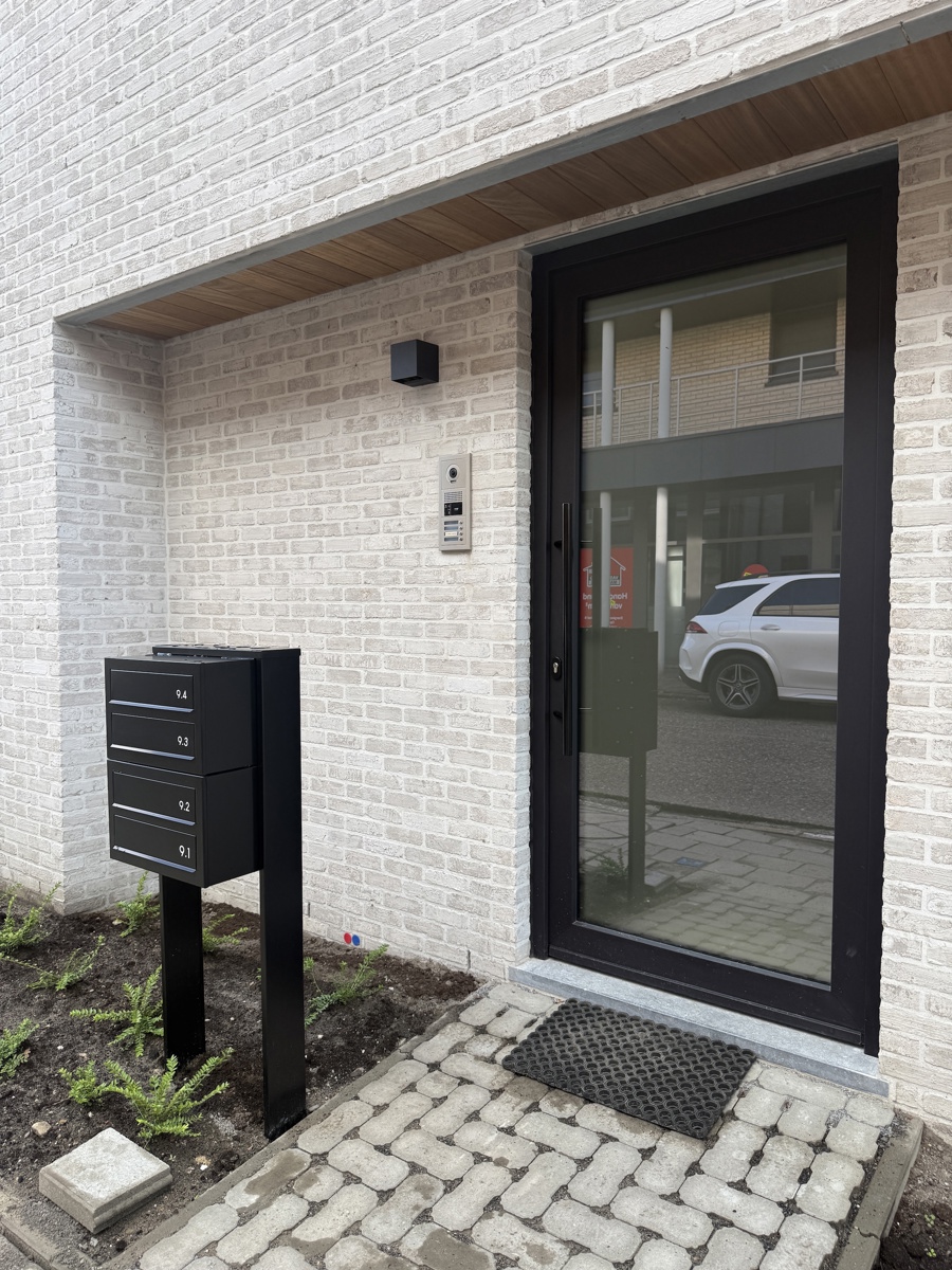 Stijvol nieuwbouwappartement met 3 slpk en terras - foto 2