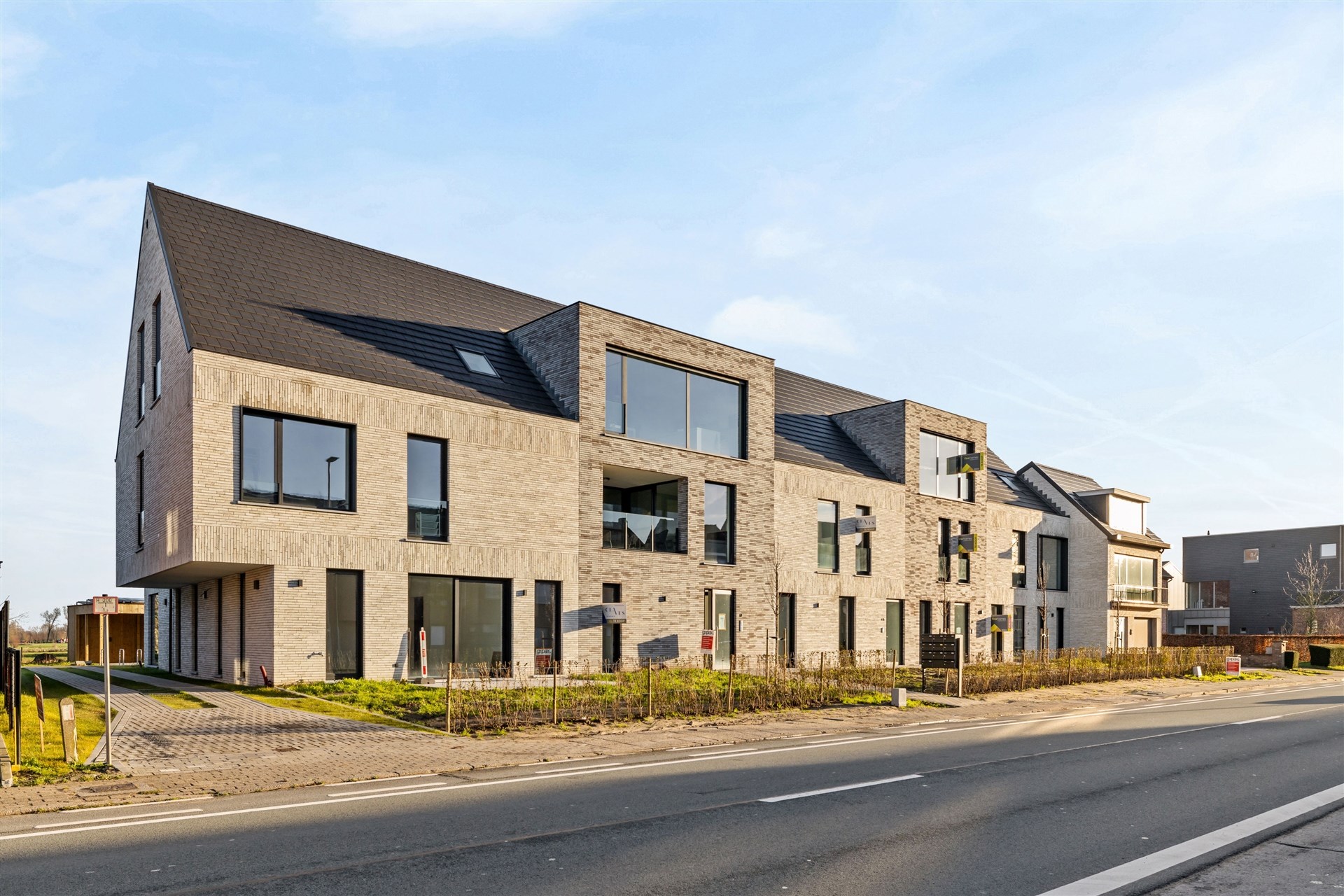 Residentie ARBOR - Ruim gelijkvloersappartement (128m²) met 2 slaapkamers en tuin - foto 1