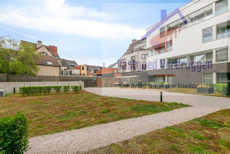 Moderne assistentieflat op toplocatie in centrum Aalst - foto 1