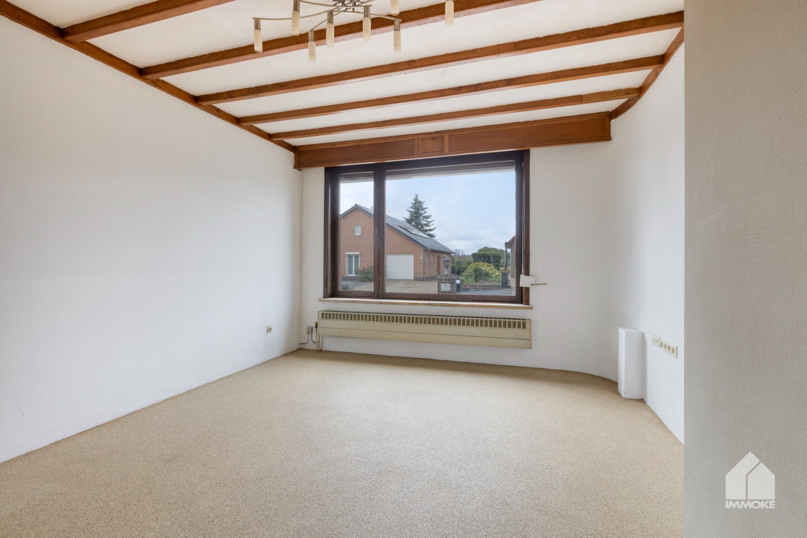 Te renoveren woning op 8a 40ca met 3 slpk en vrijstaande garage. - foto 5