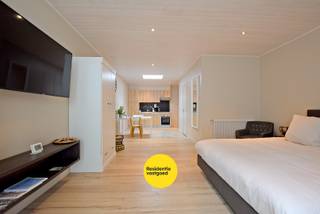 Gerenoveerde woning (2025) in winkelstraat van Nieuwpoort-stad op 161 m².Deze prachtige woning combineert ruimte, comfort en energiezuinigheid...