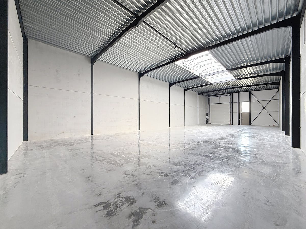 Magazijn te huur in nieuwbouwproject Bazuin te Roeselare - foto 5