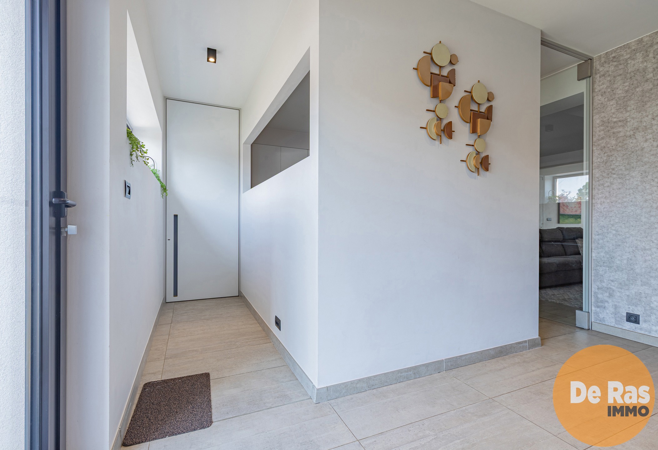 ERPE-MERE - Gerenoveerde halfopen woning met loods in Erpe - foto 2