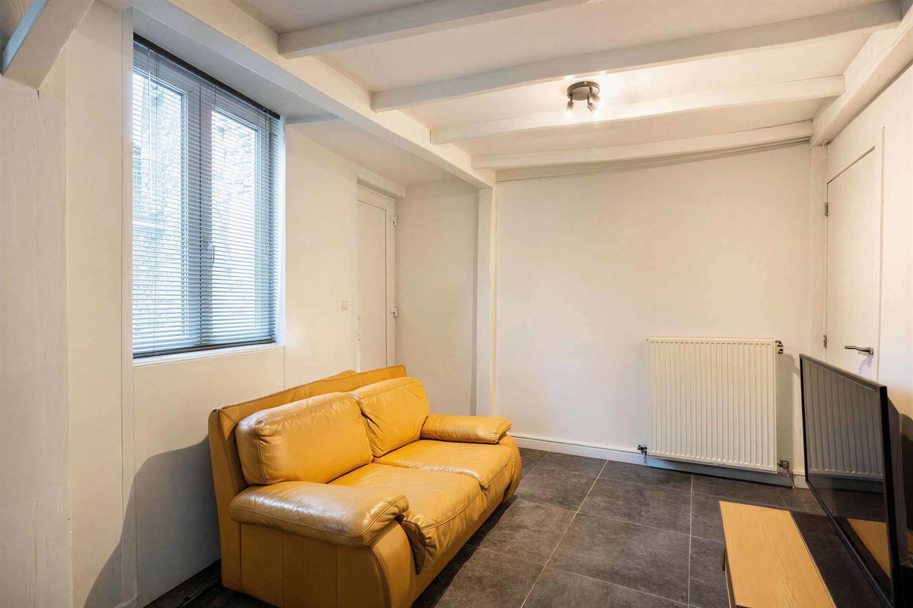 Instapklare, volledig gerenoveerde woning in centrum - foto 5