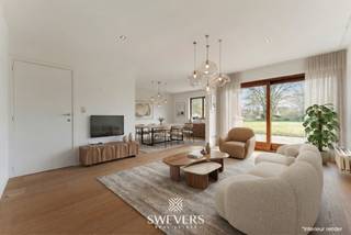 Voor uitgebreide info, surf naar www.SWEVERS.be! – Ben jij nog op zoek naar een uiterst ruime gezinswoning met mogelijkheden voor een bureau- of praktijkruimte? Wil je graag wegdromen in een zonovergoten tuin van maar liefst 28a 69ca zonder in te boeten op een vlotte bereikbaarheid? Dan word jij wellicht de nieuwe eigenaar van de Bieststraat 78 in Heusden-Zolder. Deze ruime woning met een bewoonbare oppervlakte van maar liefst 270m² heeft met zijn 6 slaapkamers en riante tuin heel wat te bieden. Zowel de grote woonkamer als de volledig uitgeruste keuken hebben een prachtig zicht op riante tuin. Dankzij de ideale zuidoostelijke oriëntatie geniet je de hele dag van de zon in deze zalige oase van rust. Gelijkvloers heb je verder een berging, een bureauruimte en een eerste slaapkamer van maar liefst 22m². Dankzij de aparte ingang creëer je hier zeer eenvoudig een grote bureau, een praktijkruimte of zelfs een kangoeroewoonst. Op de eerste verdieping heb je 4 grote slaapkamers en de vernieuwde badkamer. Op de tweede verdieping vind je slaapkamer nummer 6. De grote tuinberging met tweede verdiep, de carport en fietsenberging bieden nog zeer veel extra ruimte. Je woont hier op een uiterst vlotbereikbare locatie met de E314 en het trein- en busstation van Heusden vlakbij. Het centrum van Zolder biedt alles wat je dagelijks nodig hebt in de directe omgeving. Interesse? Bel ons dan vandaag nog voor een afspraak. tel. 011 255 155. Bron bewoonbare oppervlakte: EPC – verslag.