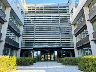 Het Axxes Business Park (ABP) is een cluster van 28.000 m² verdeeld over 7 kantoorgebouwen en een business center (ABC) met aanvullende diensten...