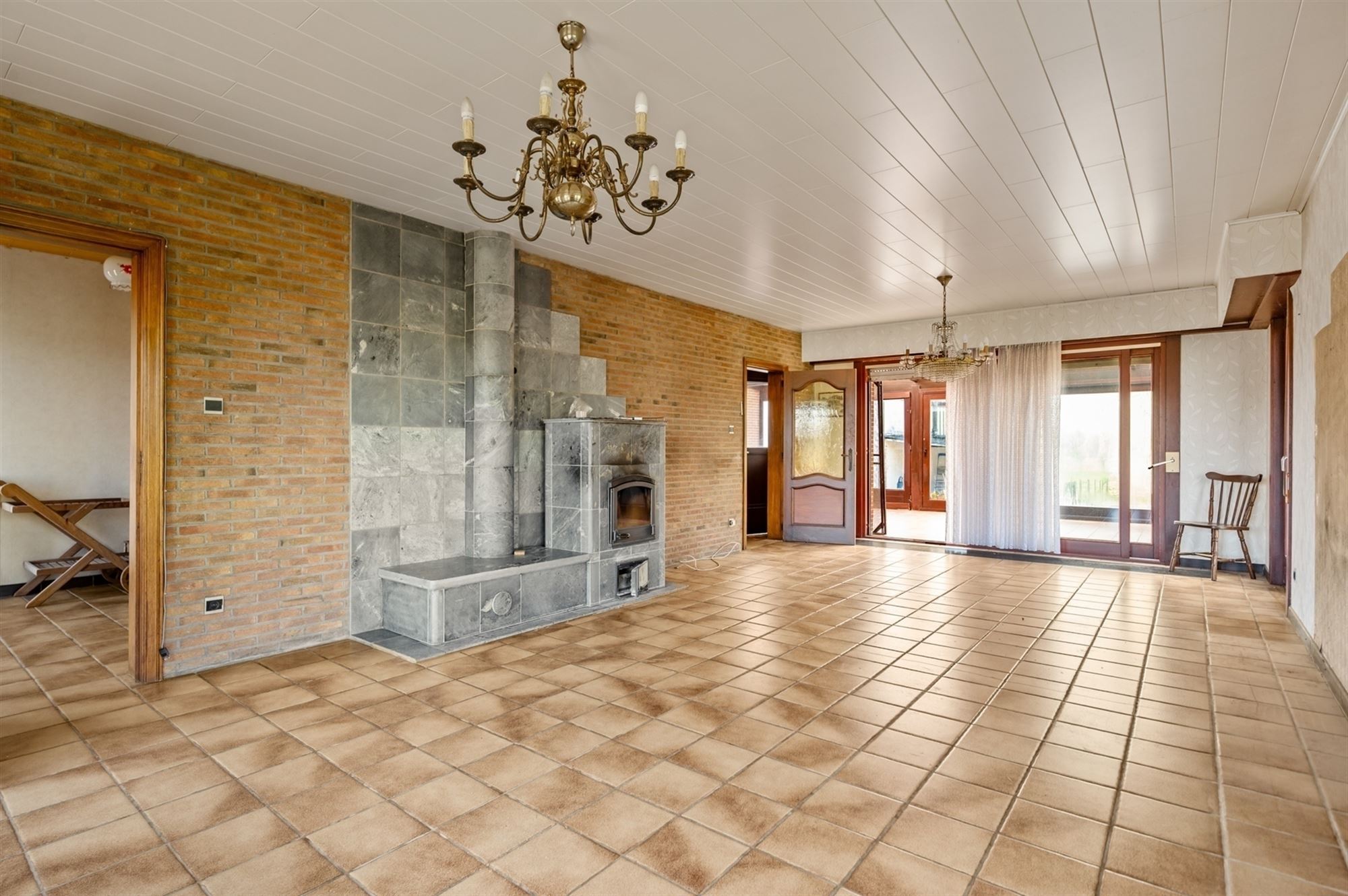 Op te frissen exploitatiewoning te Koningshooikt - foto 3