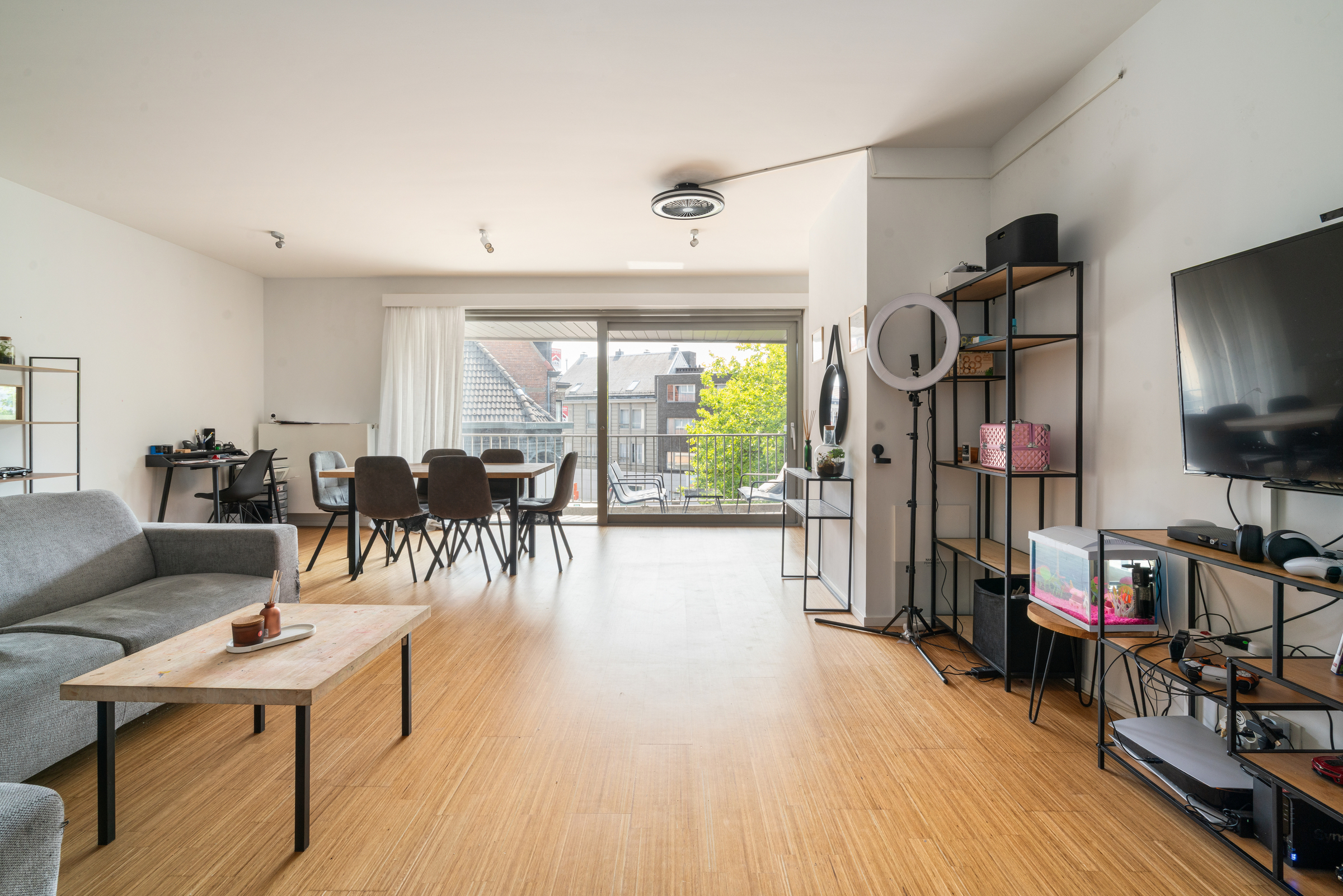 Stijlvol appartement met 2 terrassen in het centrum. - foto 5