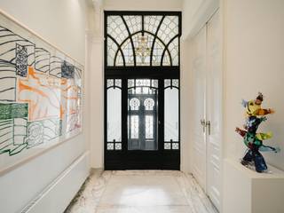 Across from Parc Duden, a stone's throw from Avenue Winston Churchill, stands a splendid Art Nouveau house "Villa de Rooster" designed by...