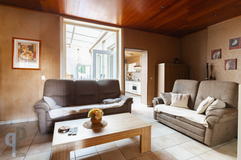 HOB met 3 slaapkamers, tuin en garage - foto 4