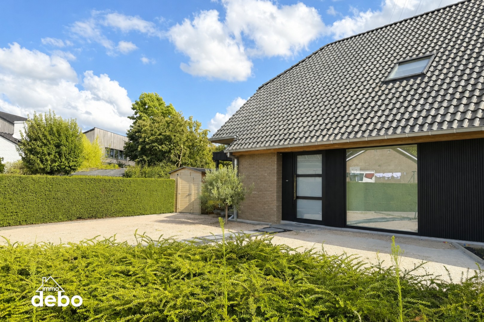Prachtige recente nieuwbouw met registratie op rustige locatie in Overakker met prachtige grote ruimten, tuin en carport - foto 2